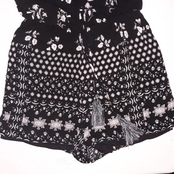 Xhiliation Romper Black/White Sz XS - Picture 5 of 6